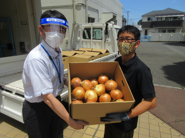 小平市内公立小学校児童にタマネギを無償提供